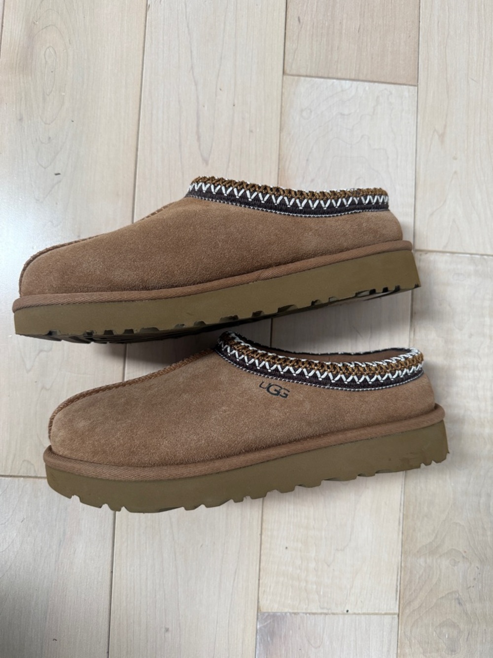 UGG Chestnut Suede Shearling tazman Slippers